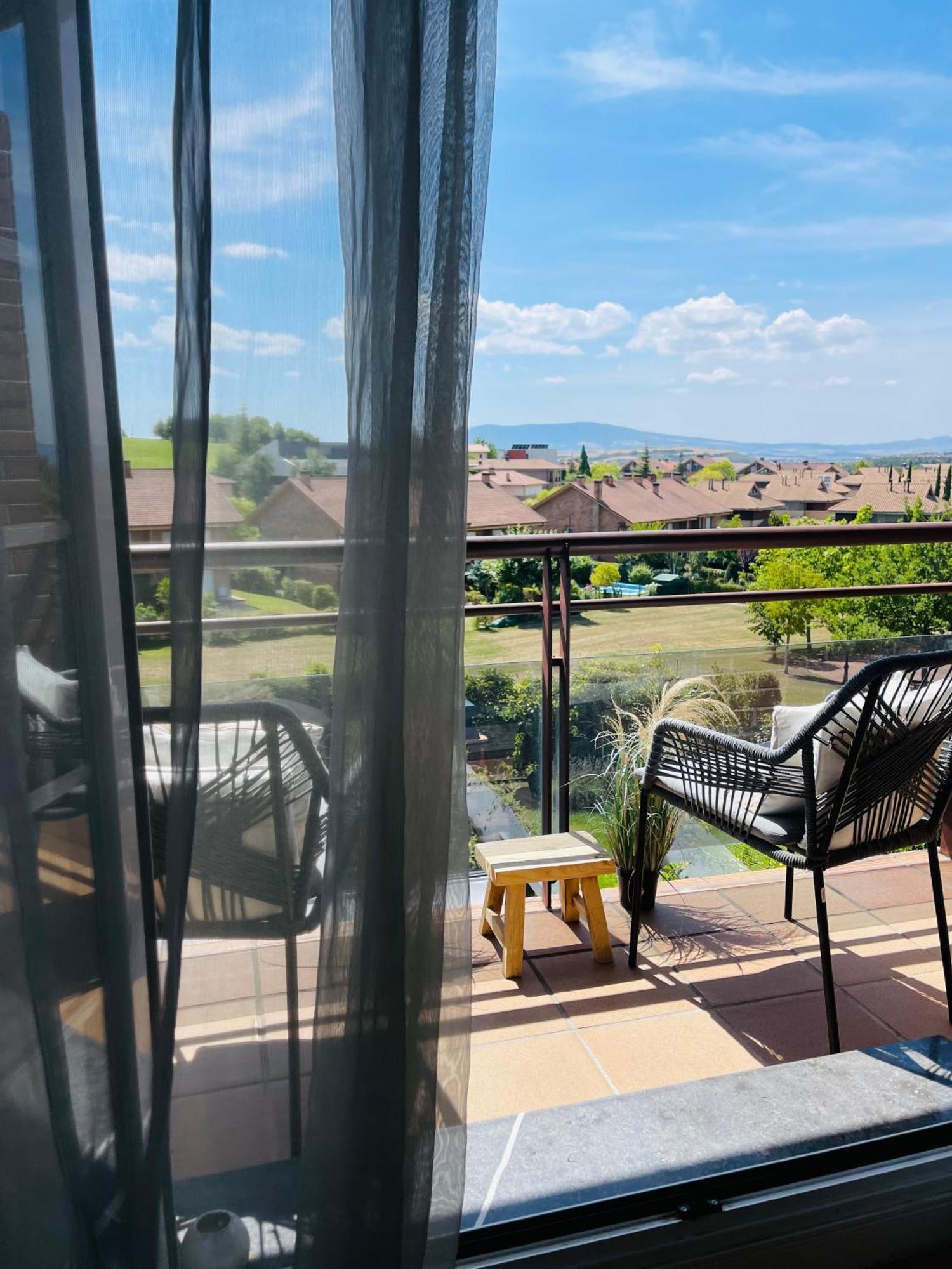 Estilosa Casa Golf Suites Gorraiz المظهر الخارجي الصورة